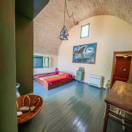 Vakantiehuis The Boat House By The Sea *